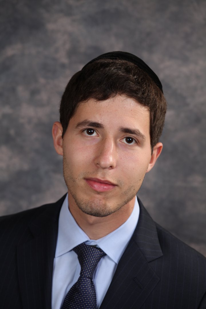 Moshe Jacob of Monsey, N.Y. was named the 2015 valedictorian of the men’s division of the Lander College of Arts & Sciences in Flatbush.
