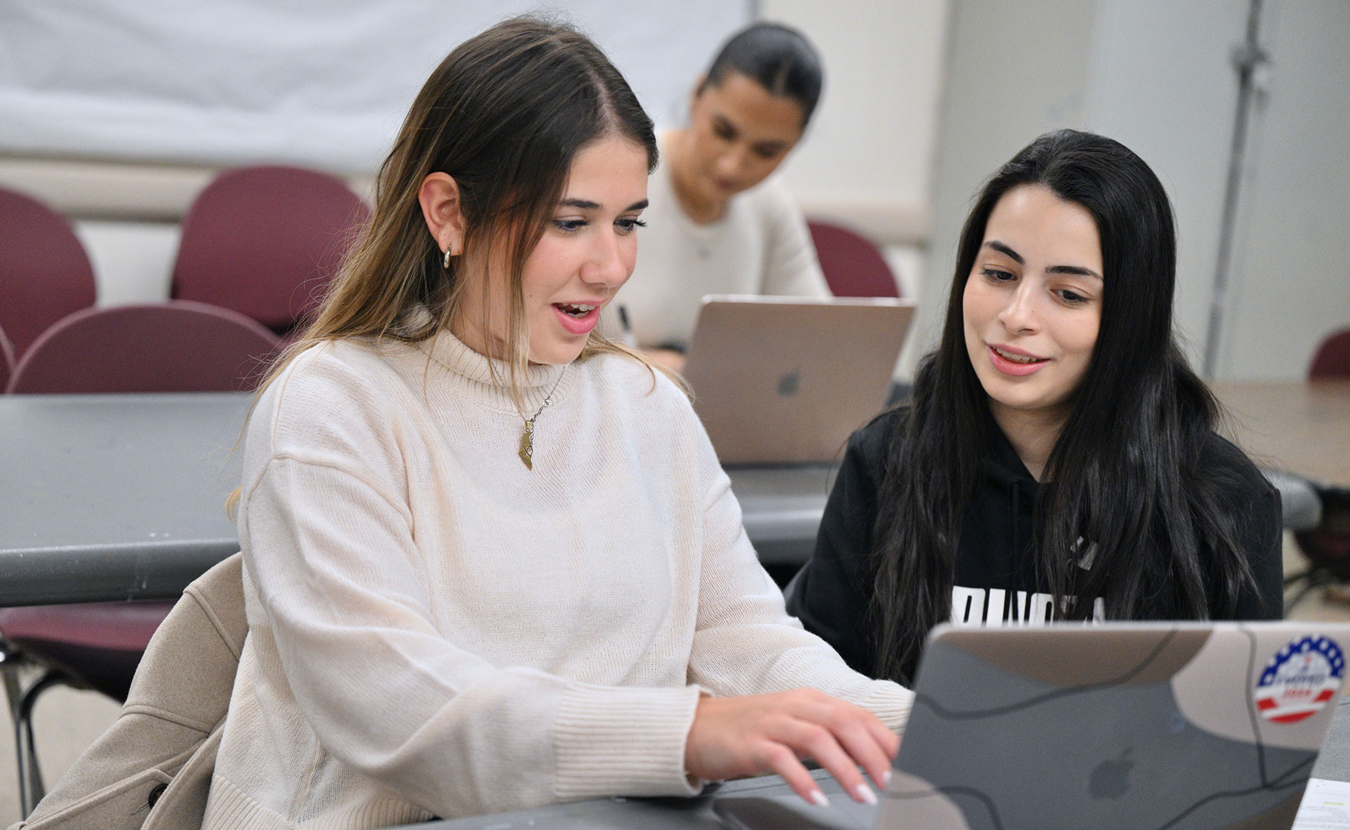 Digital Multimedia Design