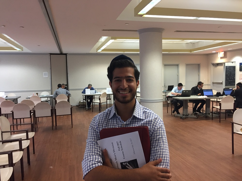 LAS student, Aaron Yaghar