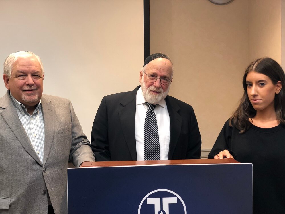 On Feb. 13, Dennis Rapps, director of the National Jewish Commission on Law and Public Affairs, delivered a lecture on religious liberty to students at LAS. Above, Rapps (center) stands with Alan Mond, deputy chair of LAS\'s Political Science department,  and Raizel Deutsch, president of LAS\'s Political Science Society.
