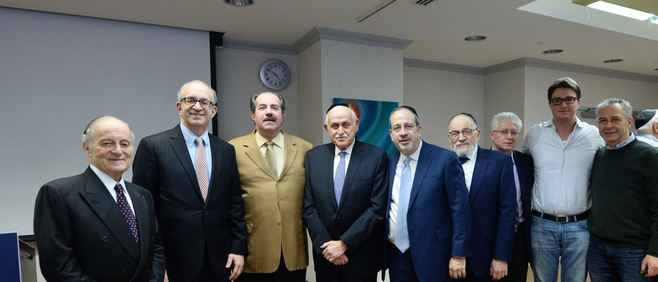 ( l-r) Daniel Retter, Esq, Touro Board of Governors; Dr. Alan Kadish, Touro President; Alex Rovt, donor; Dr. Robert Goldschmidt, dean of Touro’s Lander College of Arts & Sciences in Flatbush; Rabbi Moshe Krupka, Touro Executive Vice President; Dr. Stanley Boylan, Touro Vice President of Undergraduate Education; David Weisz, cousin of Alex Rovt; Maxwell Rovt, son of Alex Rovt; Alfred Weisz