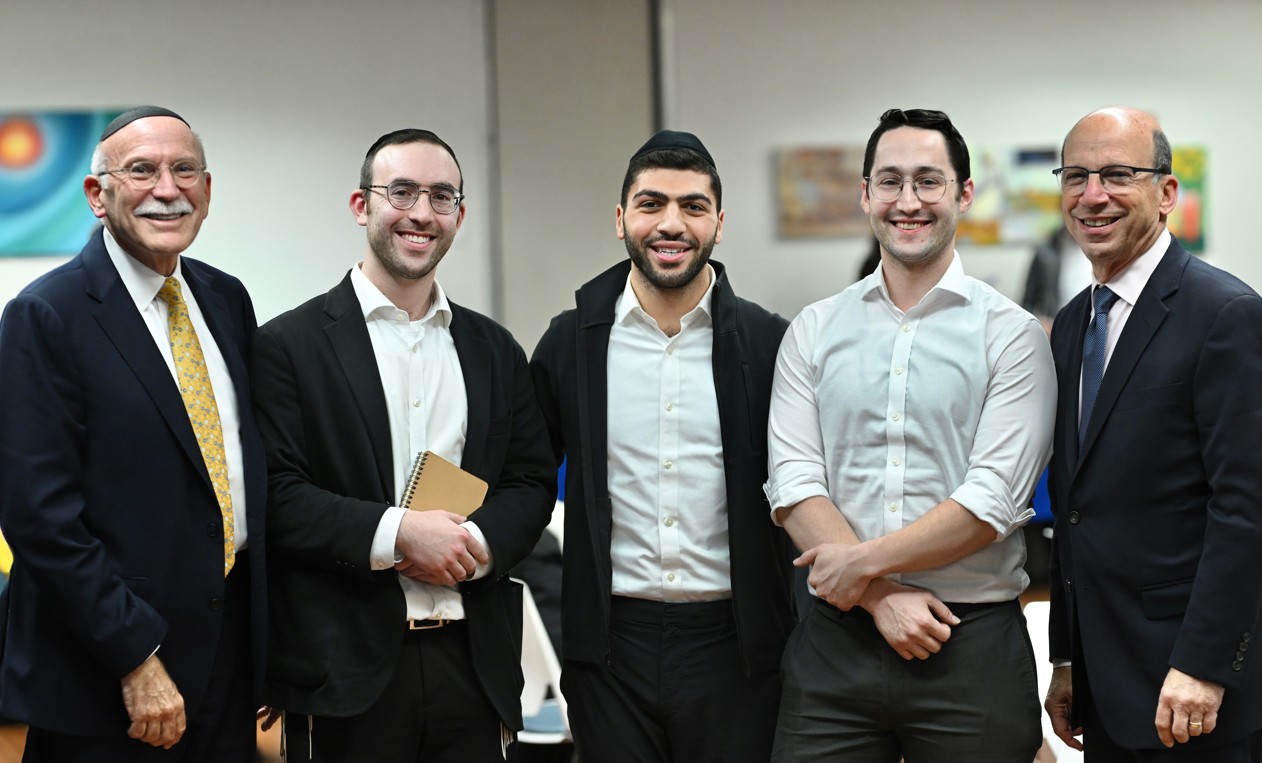 Touro predental students with Dr. David Katz and Dr. Ronnie Myers, deans of Touro College of Dental Medicine at the annual information session.